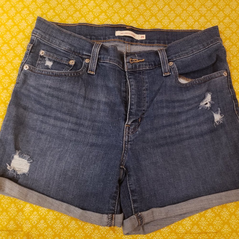 Levi Shorts